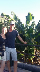 Terese og Martin ved bananplantage